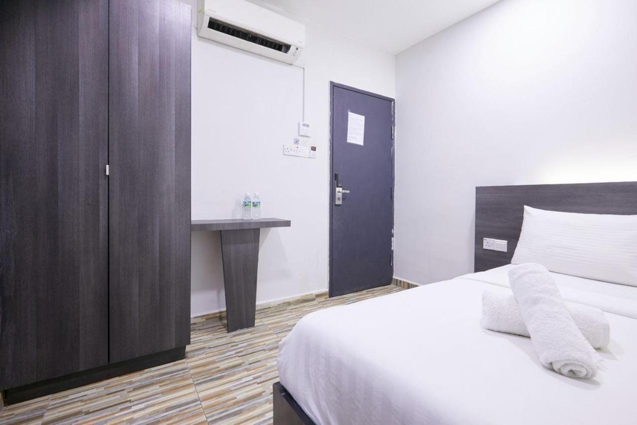 Fast Hotel Idaman Near To Iium Kl Куала-Лумпур Екстер'єр фото